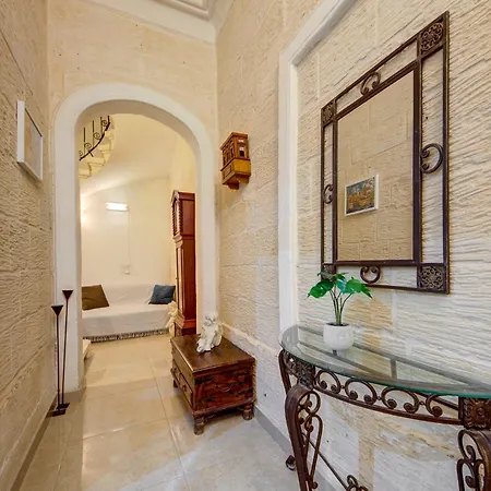 Victory In With Traditional Maltese Charm By 360 Estates 아파트 *