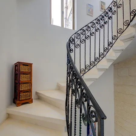 Victory In With Traditional Maltese Charm By 360 Estates Birgu